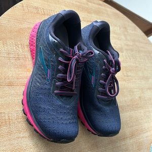 Brooks ghost 12 shoes